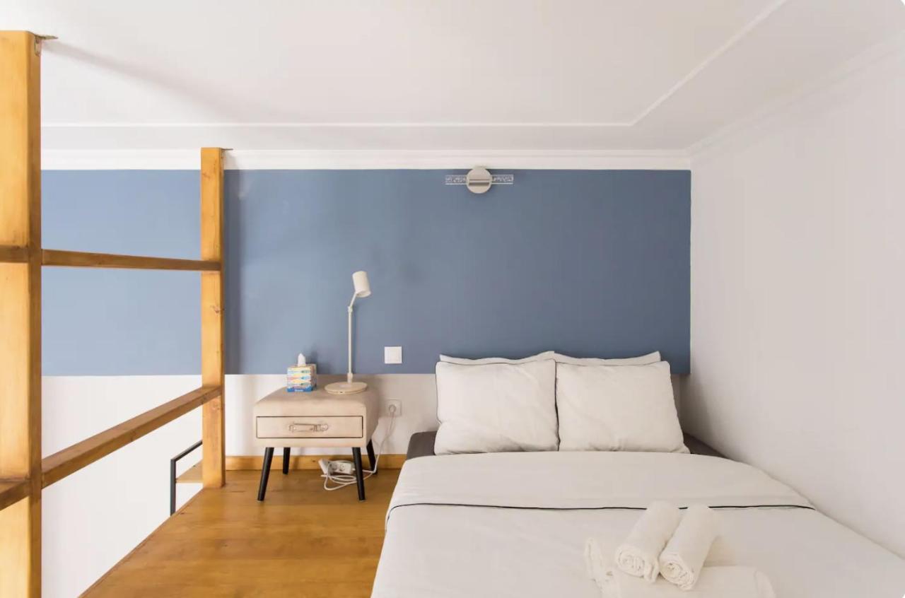 Beautiful 3-Story house in Chiado with a 40m² private terrace Lisboa Exterior foto